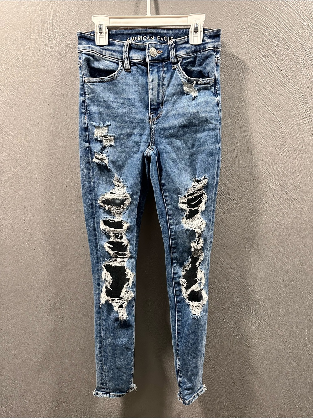 American Eagle Outfitters Women's Ripped Skinny Jeans - Medium Blue